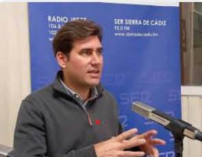 Elías Fernández durante su entrevista en Radio Jerez de Cadena SER en 2025